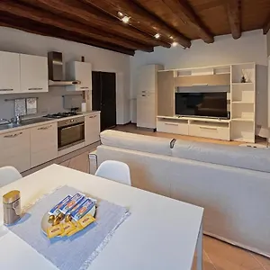https://pao-apartment-castelvecchio.hotelinveneto.com