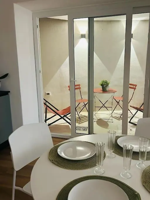 La Casa Di Miti Apartment Palermo 0*,  Italy