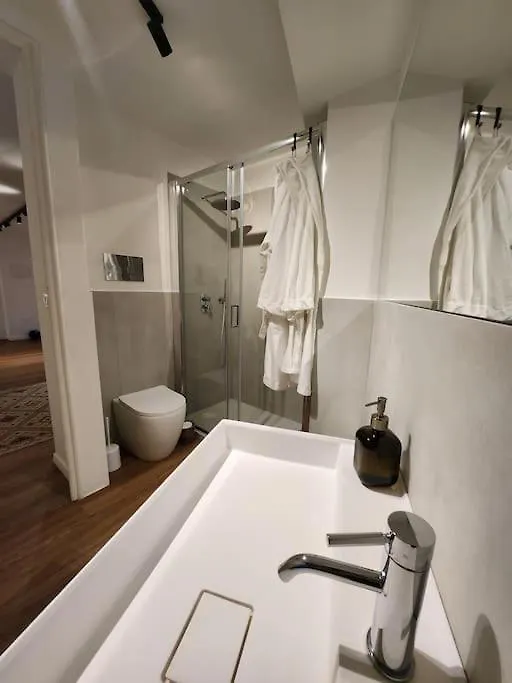 La Casa Di Miti Apartment Palermo 0*,